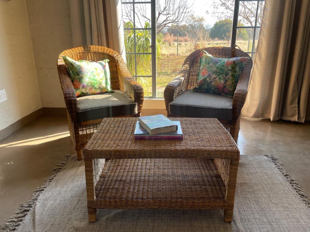 Lekker Plekkie - self-catering accommodation - labyrinth - hekpoort - retreat - weekend getaway - accommodation