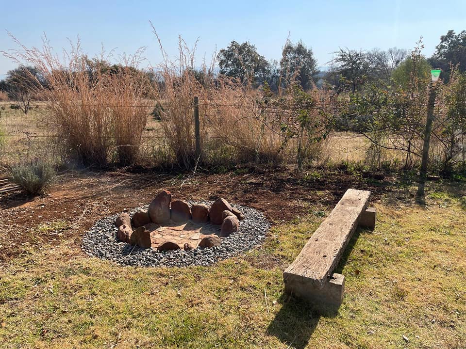 Lekker Plekkie - self-catering accommodation - labyrinth - hekpoort - retreat - weekend getaway - accommodation