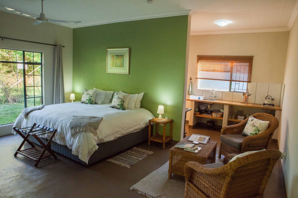 Lekker Plekkie - self-catering accommodation - labyrinth - hekpoort - retreat - weekend getaway - accommodation